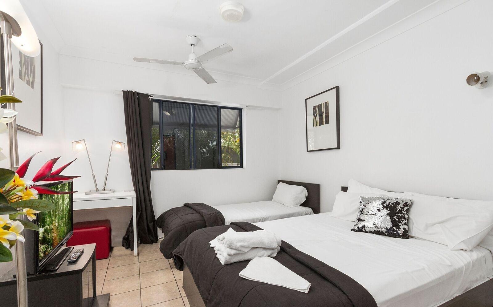 Arrival Lodge Hostel Accommodation Gold Coast Exterior foto