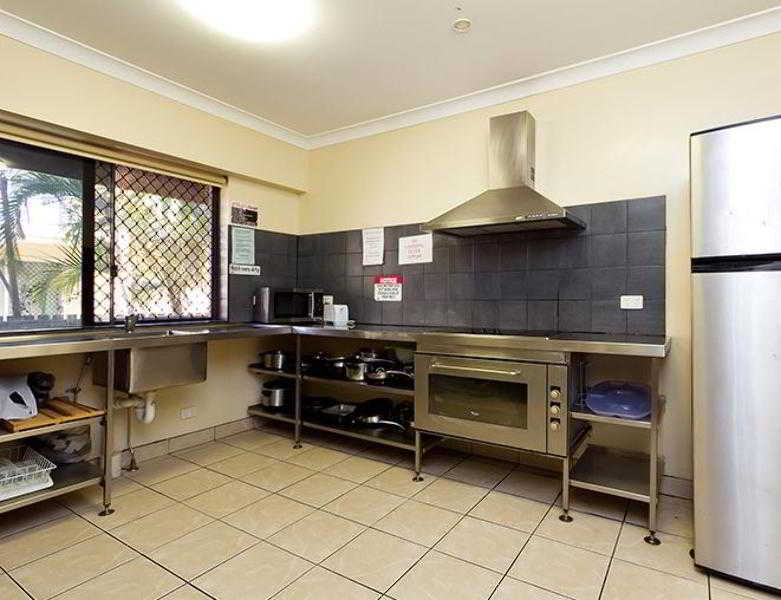 Arrival Lodge Hostel Accommodation Gold Coast Exterior foto